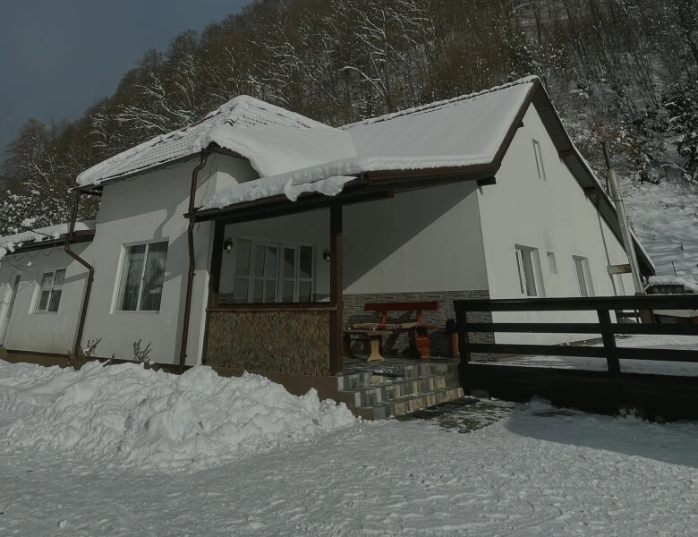 poza cu Cabana